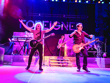 Play slots at Tulalip Resort Casino just north of Bellevue near Marysville, WA on I-5 and enjoy live music – scene of Foreigner front men!